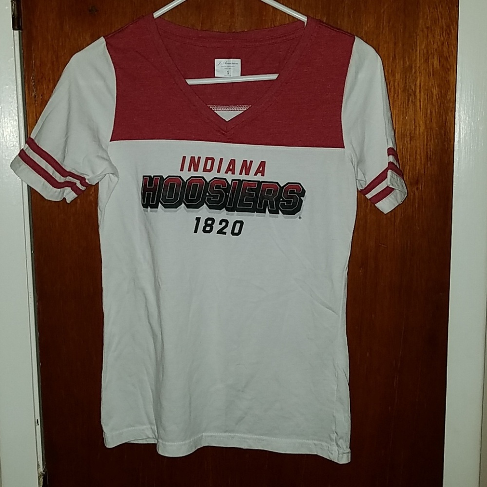 Indiana Hoosiers shirt. Size small
